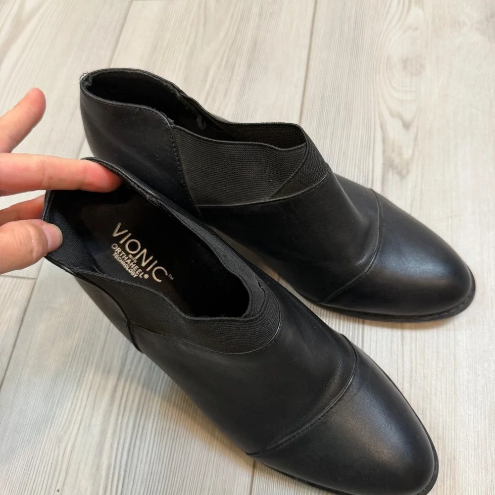 Vionic Point Black Leather Ankle Booties Orthaheel Block Heel TVW4151 Womens 8.5